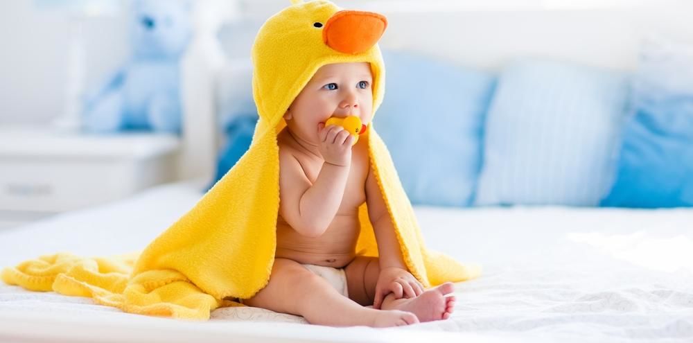 Малыш от рождения до 1 года: сон, гигиена, прогулки