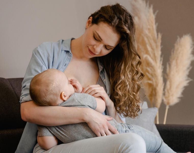 Как сохранить грудное молоко